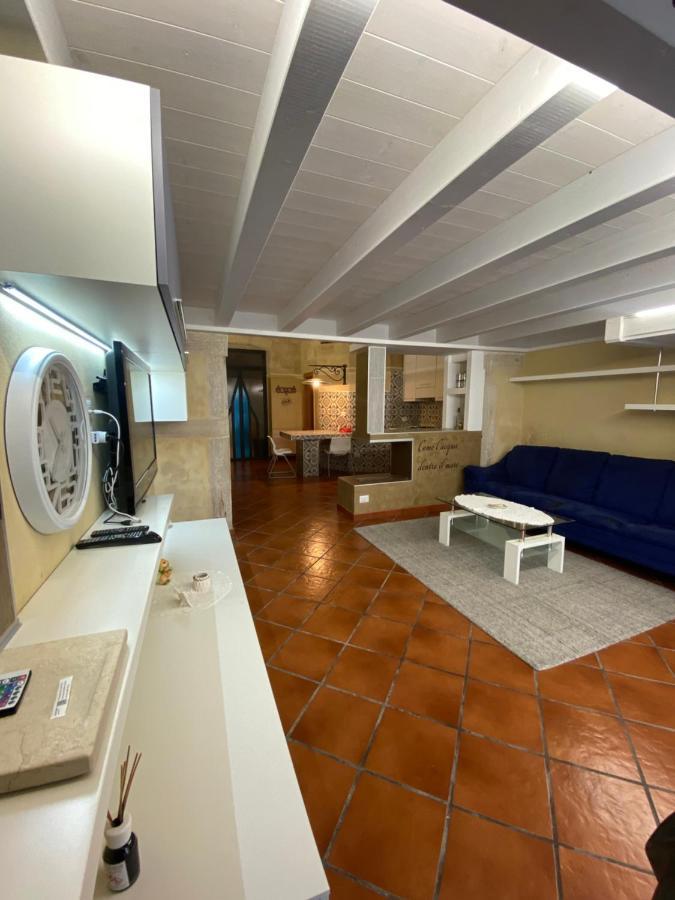 Dimora In Centro Bed and Breakfast Trani Exterior foto